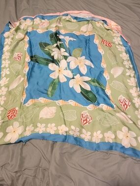 BNT Flowy Floral Tropical 100% Lycell COVERUP Beachy Hamptons Dressy Chic Small